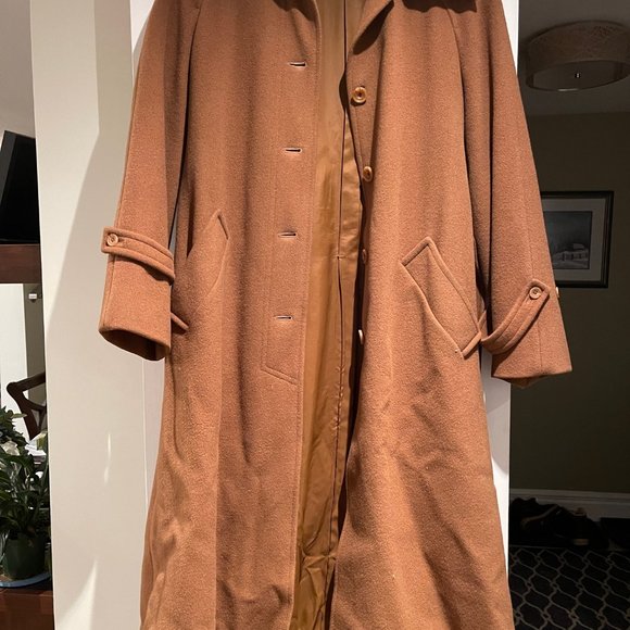 Women's Jaeger Camel hair and wool coat - Picture 3 of 3